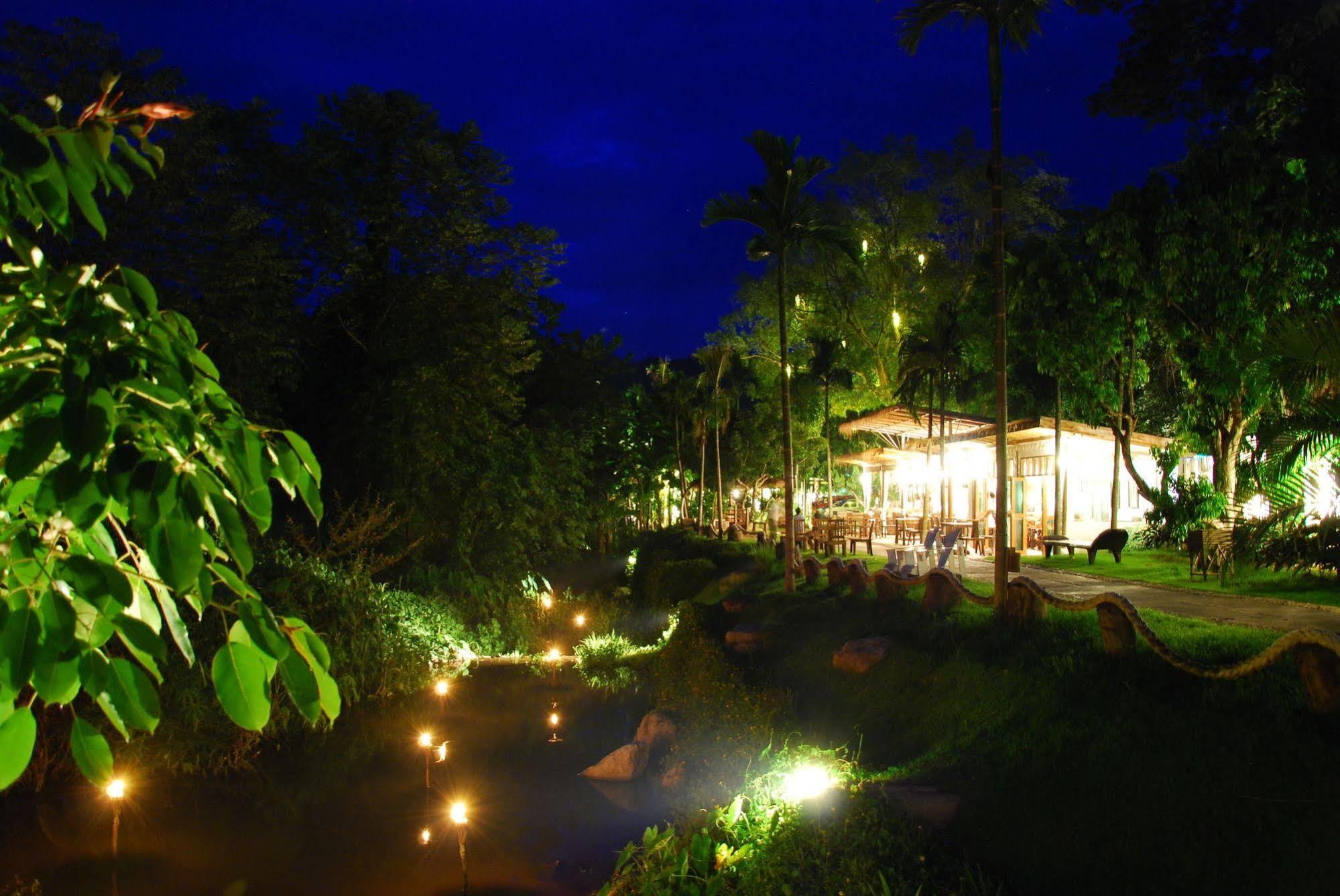 Pai Island Resort Exterior photo